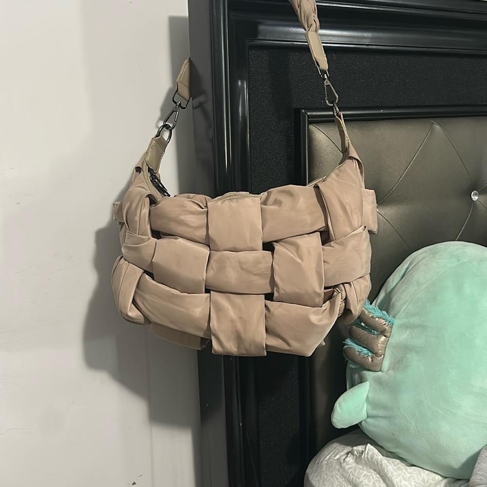Sol And Selene - Women's Sixth Sense Large Woven Bag in "Nude"